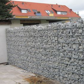 Mitschurin Galabau & Technik - Gabionensichtschutzwand